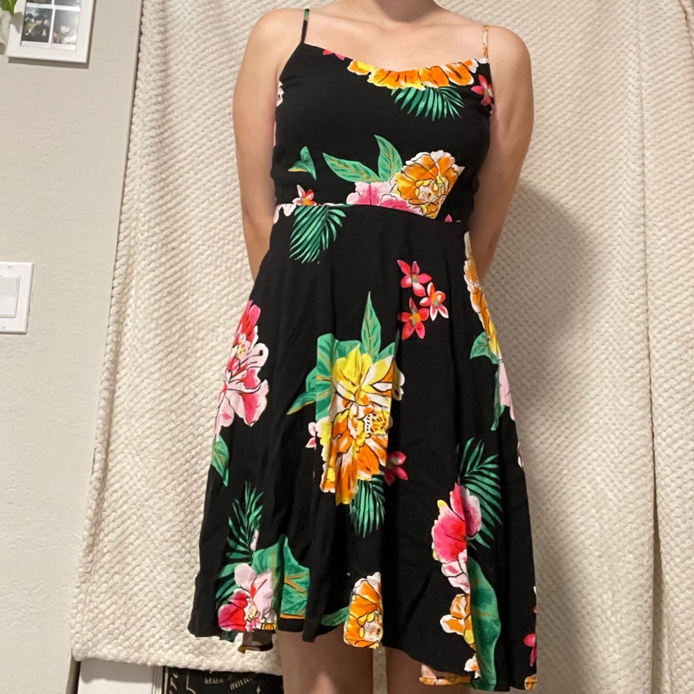 Old Navy black floral dress. Size medium. Smooth fabric. Fits loose on a small.